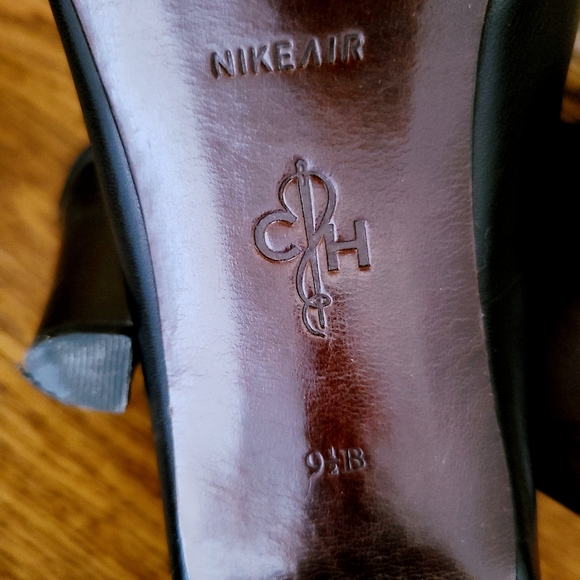 Like NEW Cole Haan Pumps, all leather, 3.25" heels - Picture 7 of 9